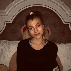 Meet your Posher, Taylor